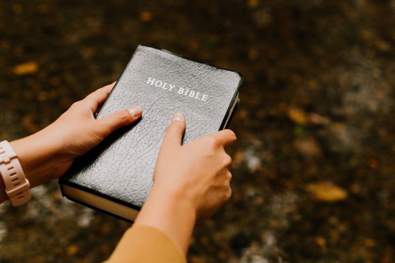 Building a Firm Foundation: The Importance of Bible Study for Children
