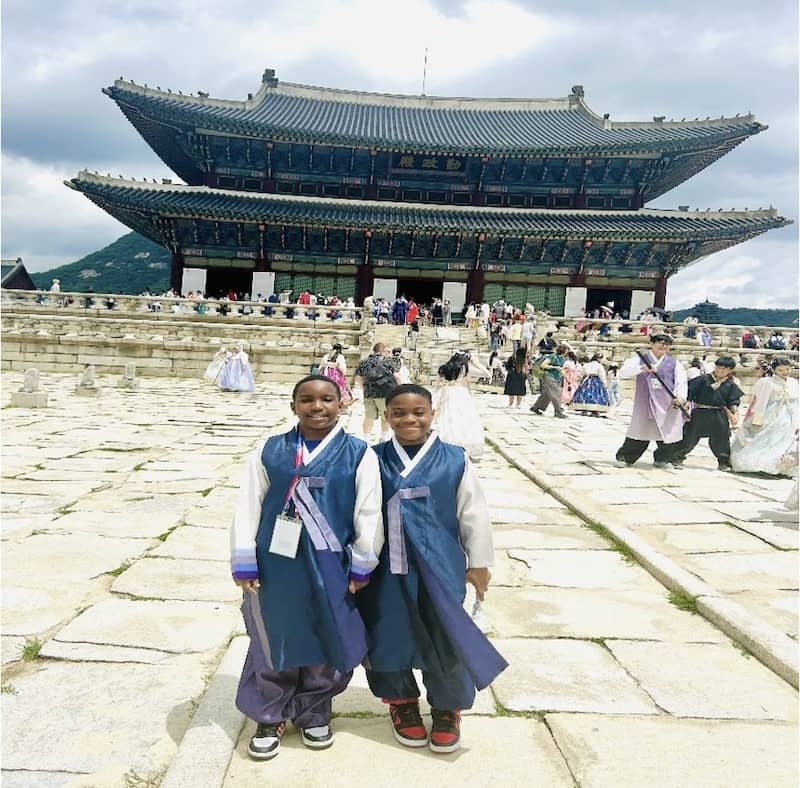 The Separi Brothers Land High Kicks At The Taekwondo Championship in Seoul